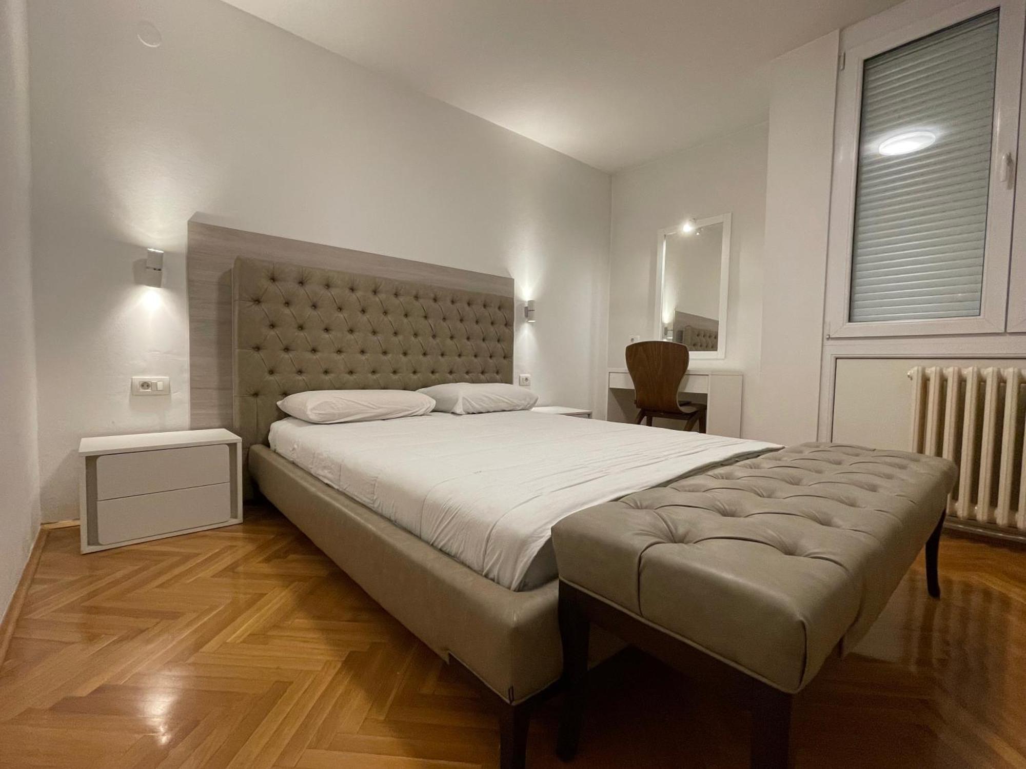 Ruby Luxury Central Apartment Skopje Luaran gambar