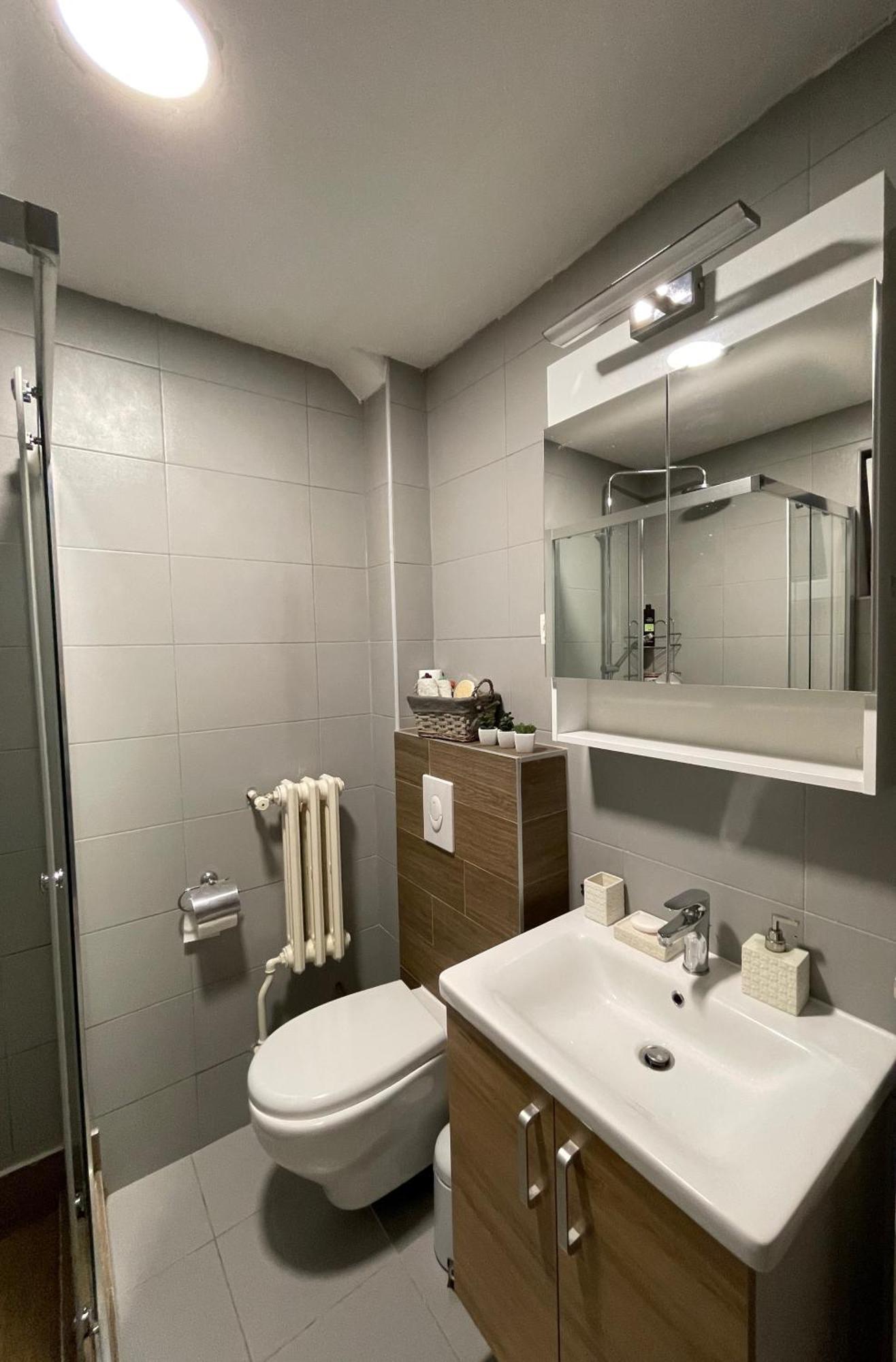 Ruby Luxury Central Apartment Skopje Luaran gambar